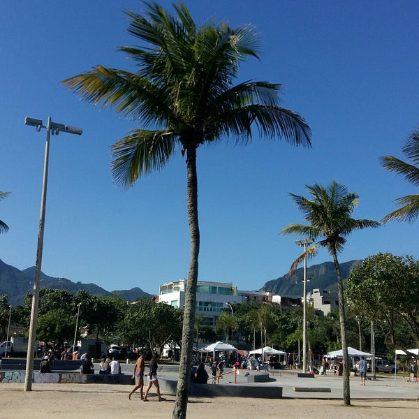 A Praça do Ó: Um Oásis na Barra da Tijuca